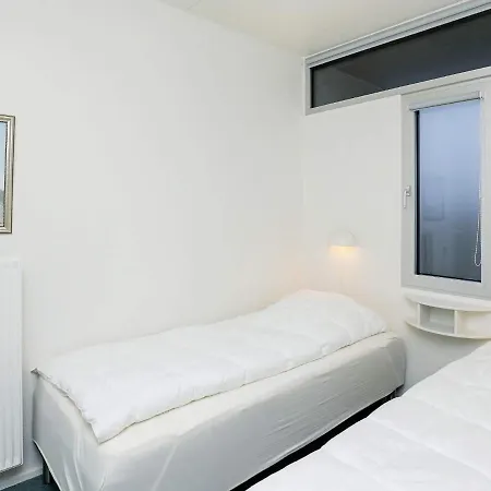 Apartment Xlvii *